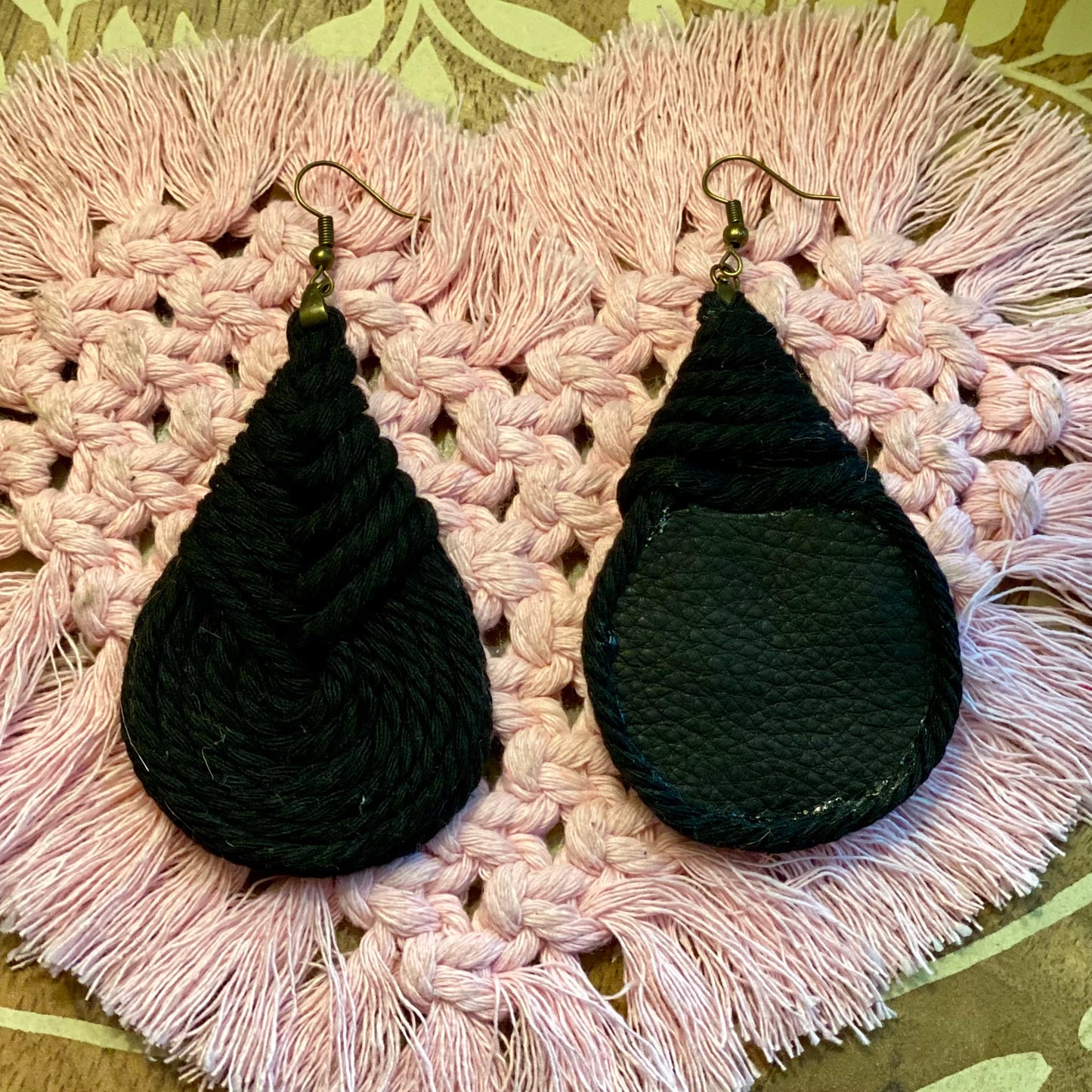 Pipa Knot Earrings