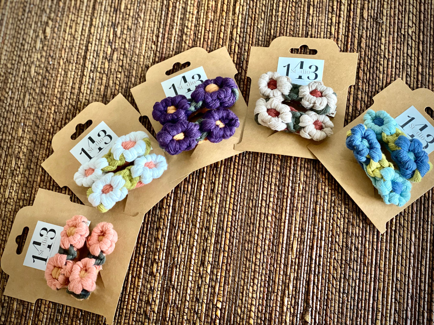 Daisy Hair Pins