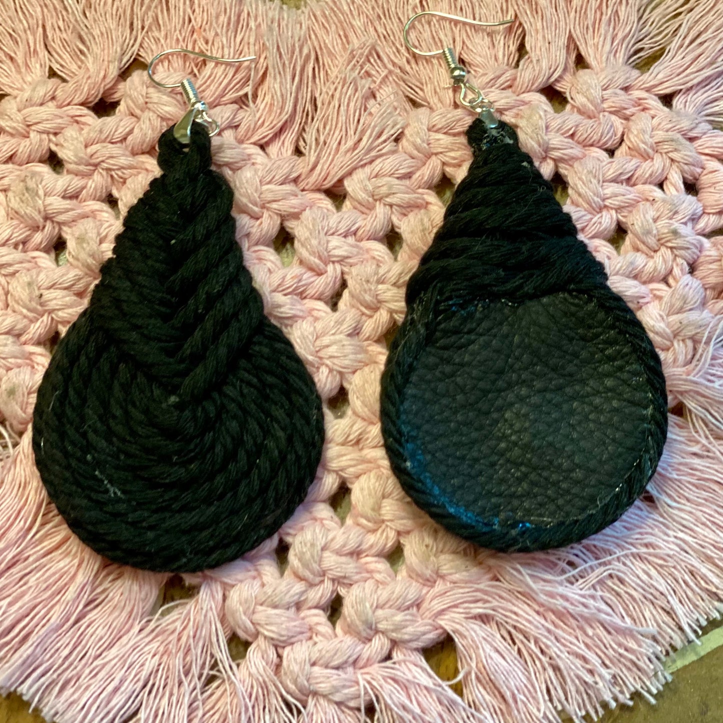 Pipa Knot Earrings