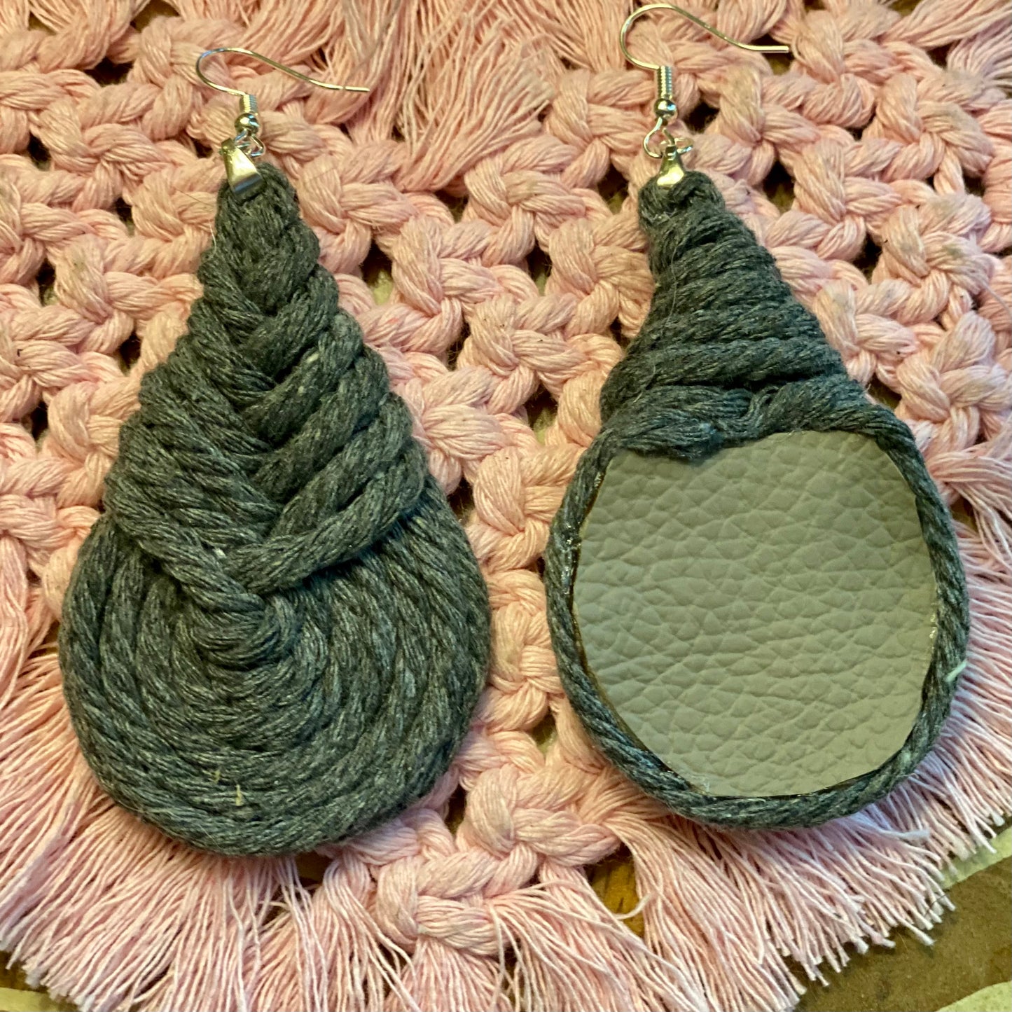 Pipa Knot Earrings