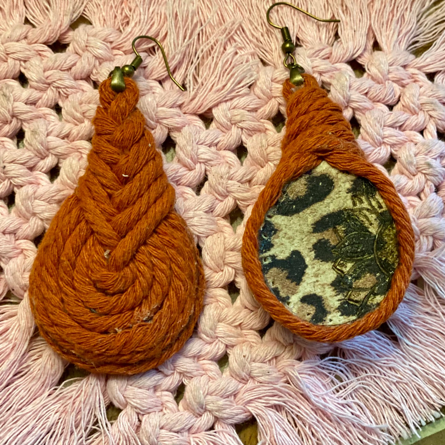 Pipa Knot Earrings