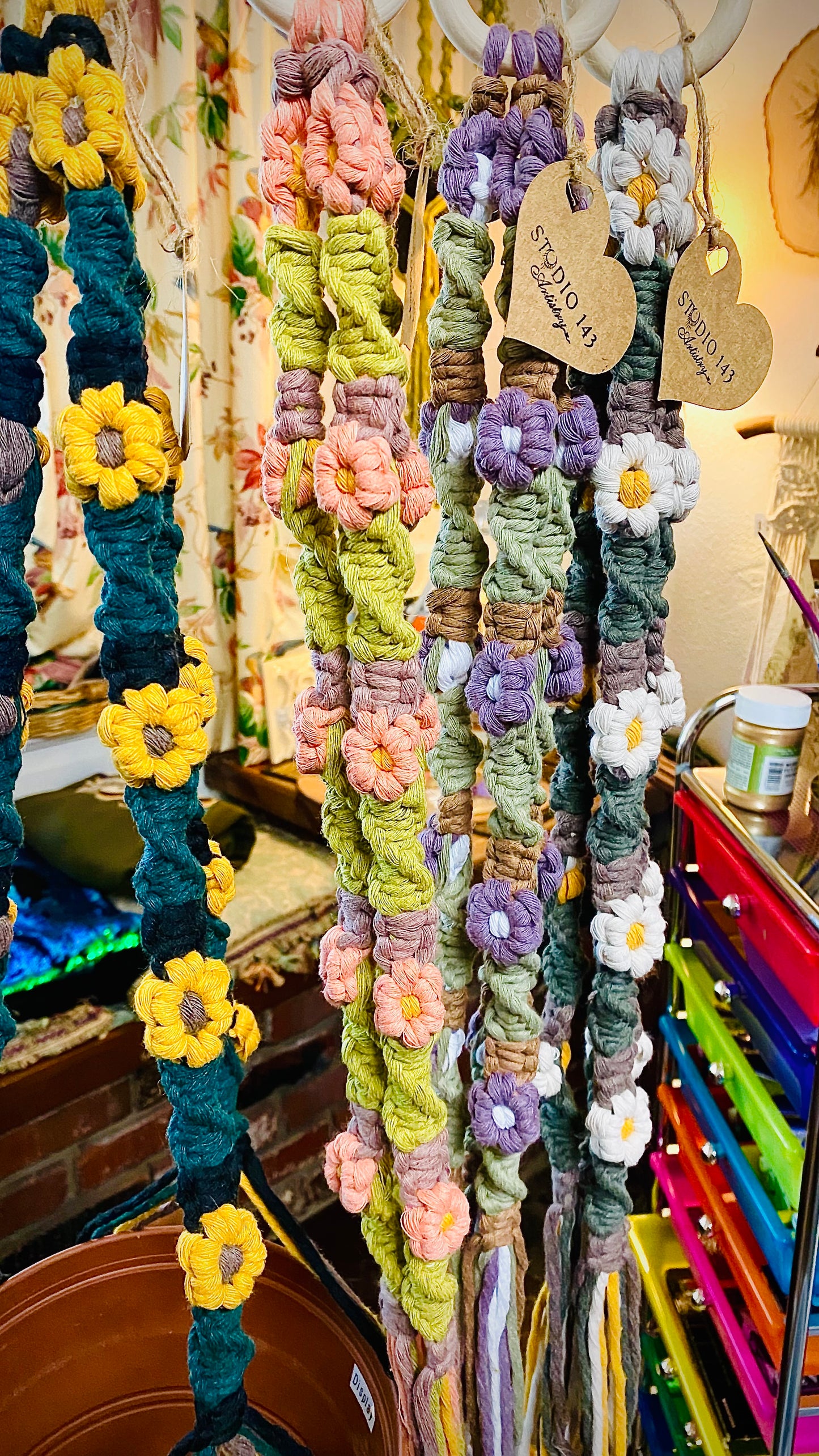Daisy Plant Hangers