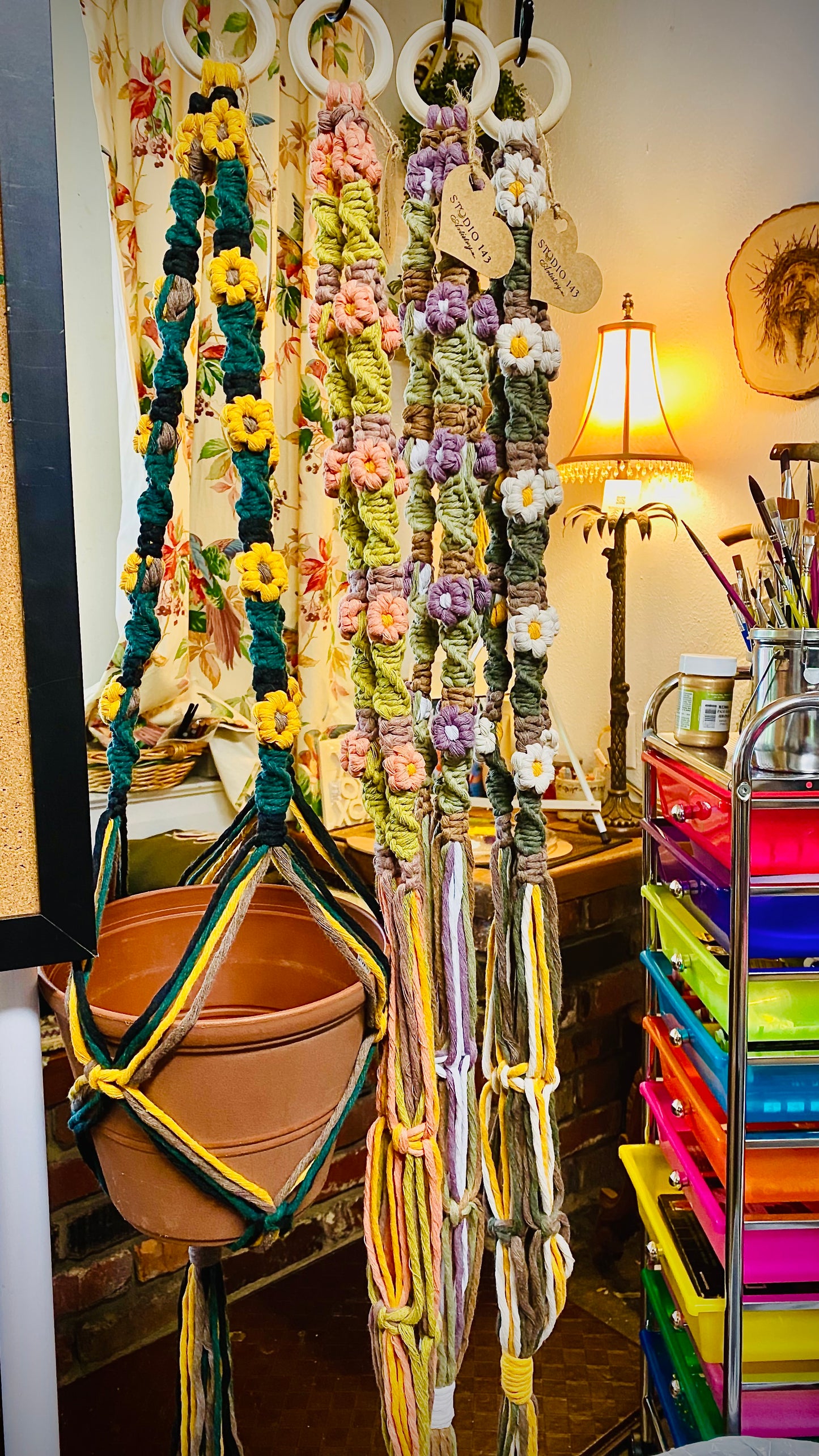 Daisy Plant Hangers